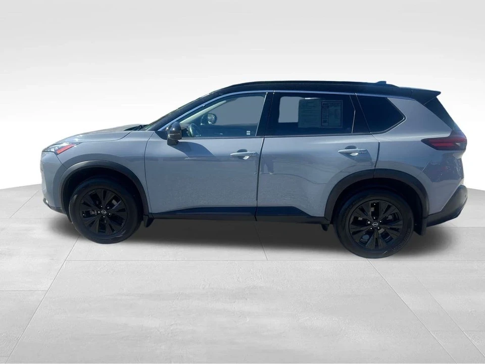 2023 Nissan Rogue - Image 3 of 12