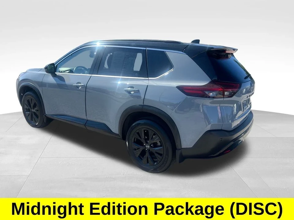 2023 Nissan Rogue - Image 4 of 12