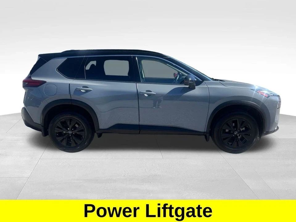 2023 Nissan Rogue - Image 7 of 12