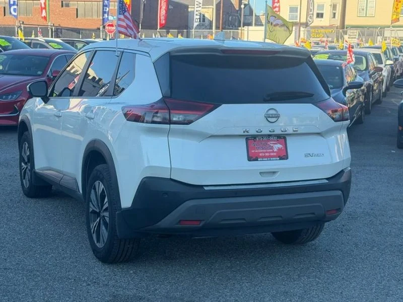 2023 Nissan Rogue - Image 6 of 12
