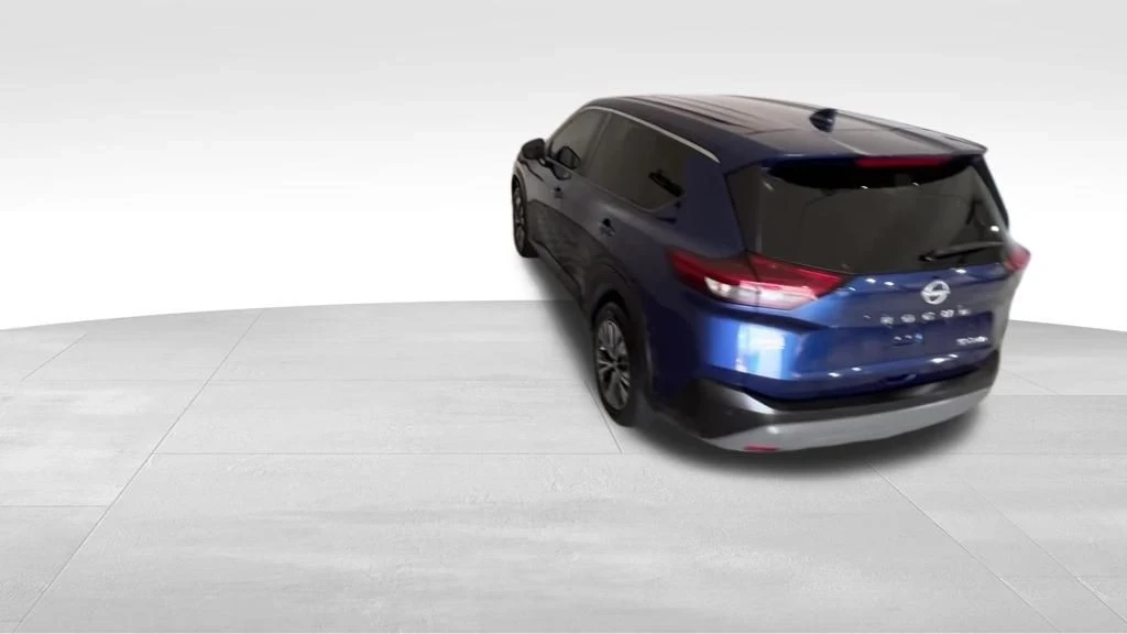 2023 Nissan Rogue - Image 3 of 12