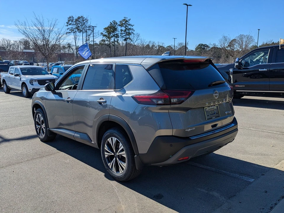 2023 Nissan Rogue - Image 6 of 21