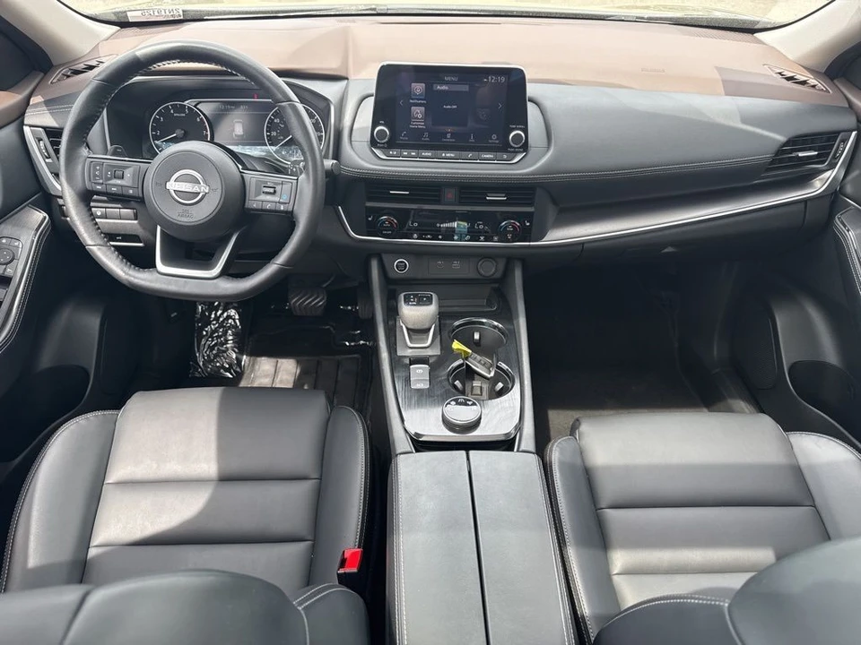 2023 Nissan Rogue - Image 14 of 21