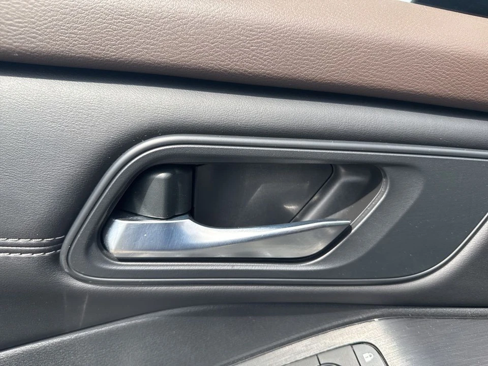 2023 Nissan Rogue - Image 11 of 21