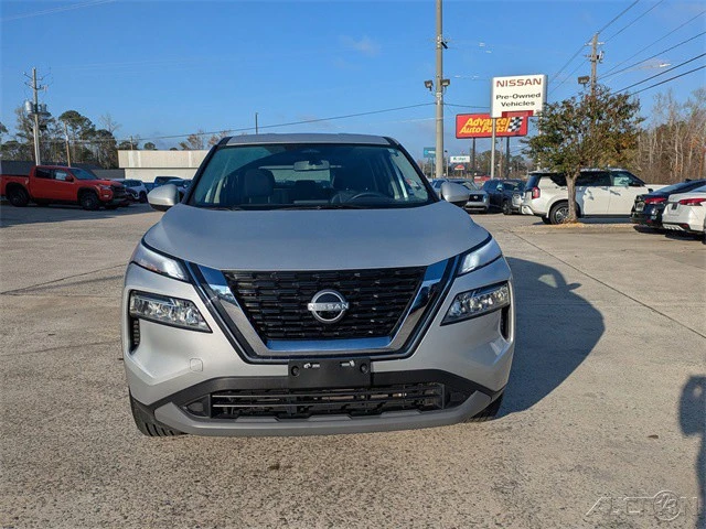 2023 Nissan Rogue - Image 9 of 21