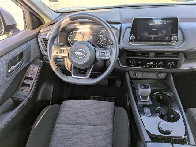 2023 Nissan Rogue - Image 16 of 21