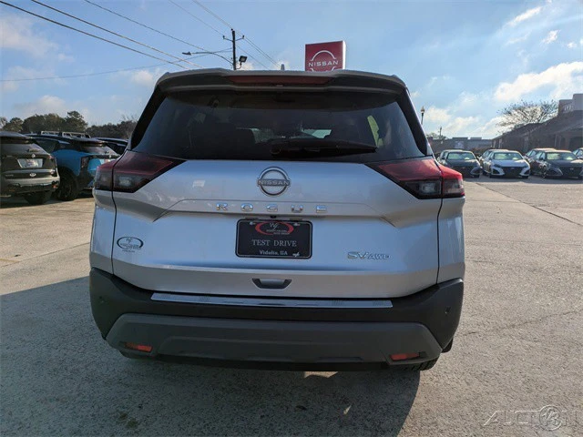 2023 Nissan Rogue - Image 5 of 21
