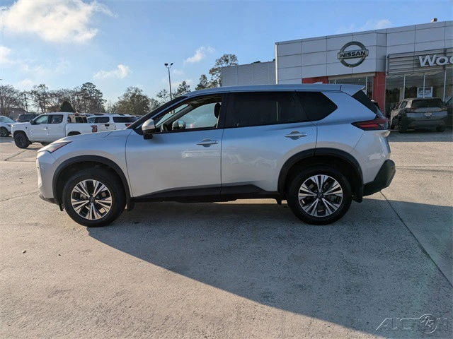 2023 Nissan Rogue - Image 7 of 21