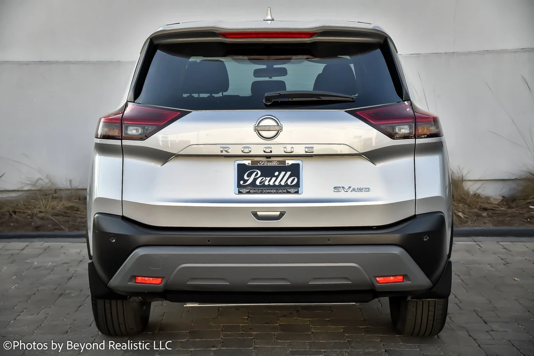 2023 Nissan Rogue - Image 7 of 21