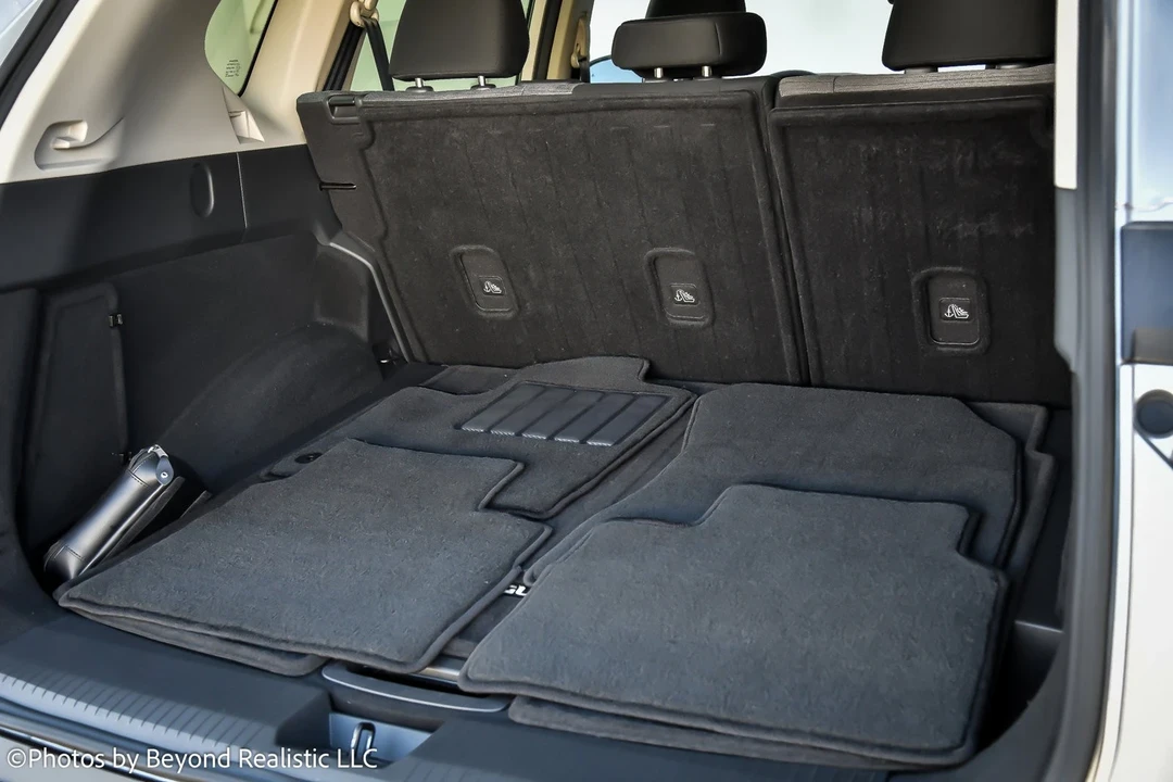 2023 Nissan Rogue - Image 17 of 21