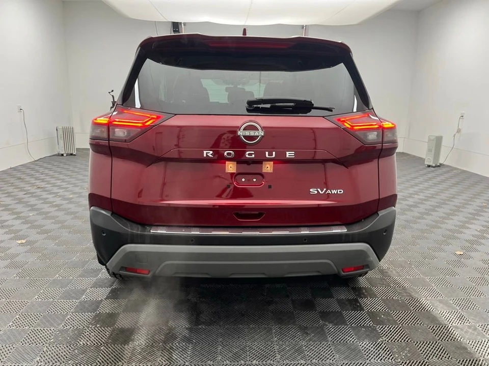 2023 Nissan Rogue - Image 7 of 12
