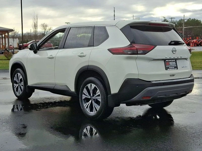 2023 Nissan Rogue - Image 4 of 12