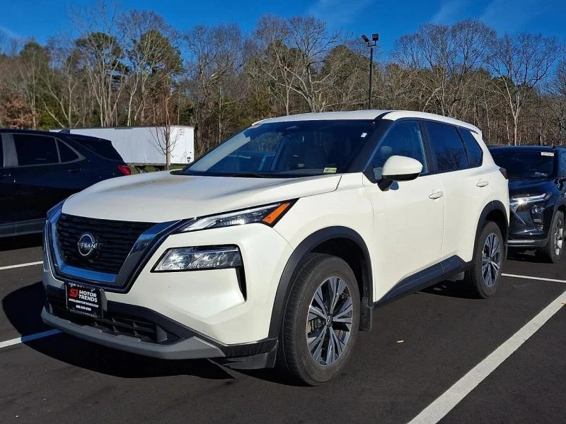2023 Nissan Rogue - Image 2 of 5