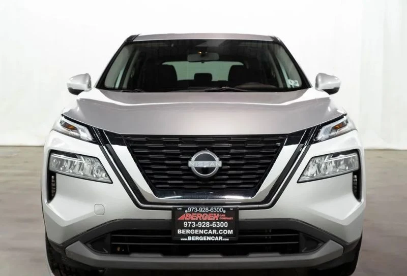2023 Nissan Rogue - Image 2 of 12