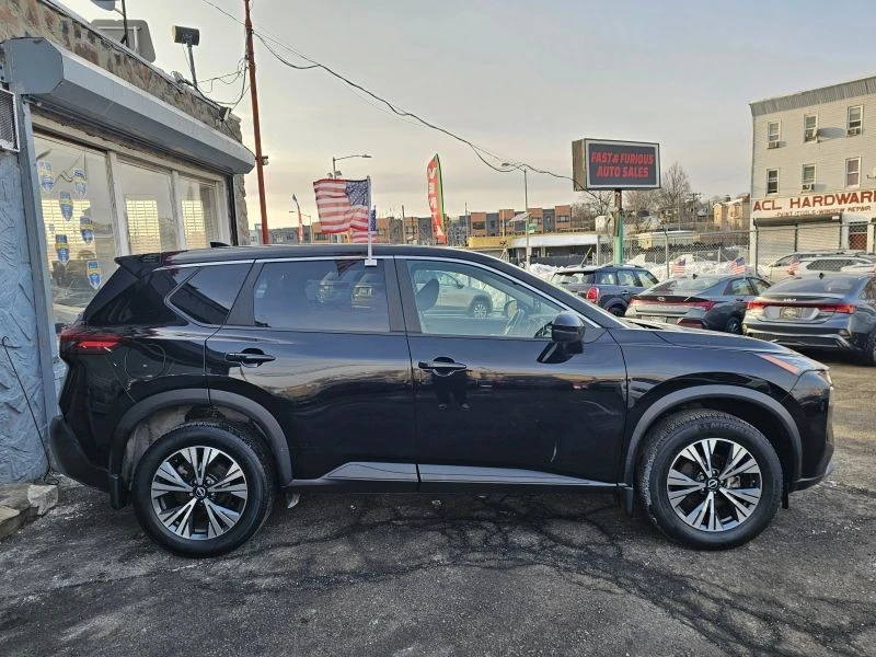 2023 Nissan Rogue - Image 4 of 12