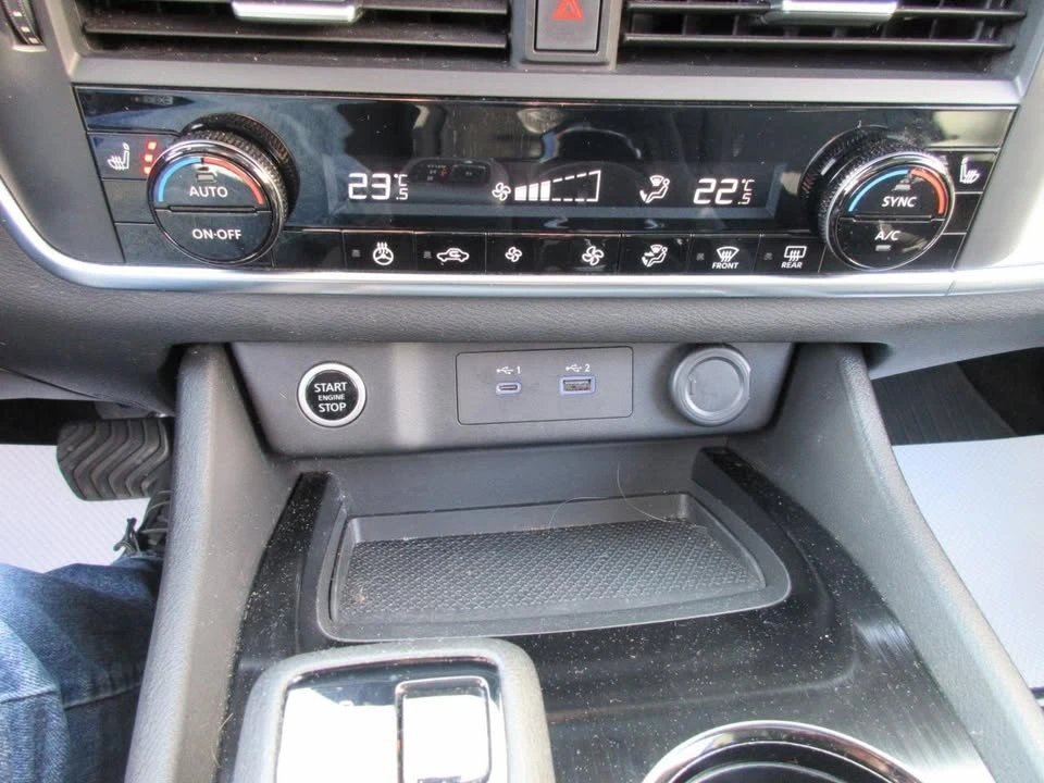 2023 Nissan Rogue - Image 19 of 20