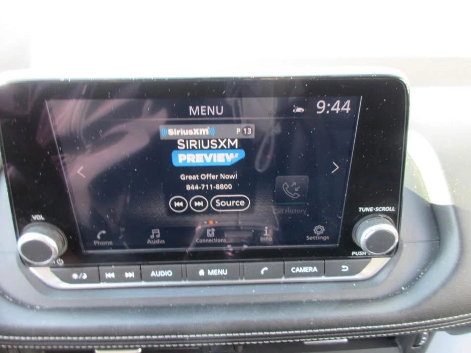 2023 Nissan Rogue - Image 18 of 20
