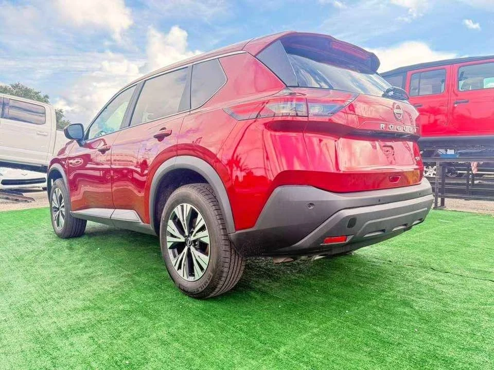 2023 Nissan Rogue - Image 6 of 12