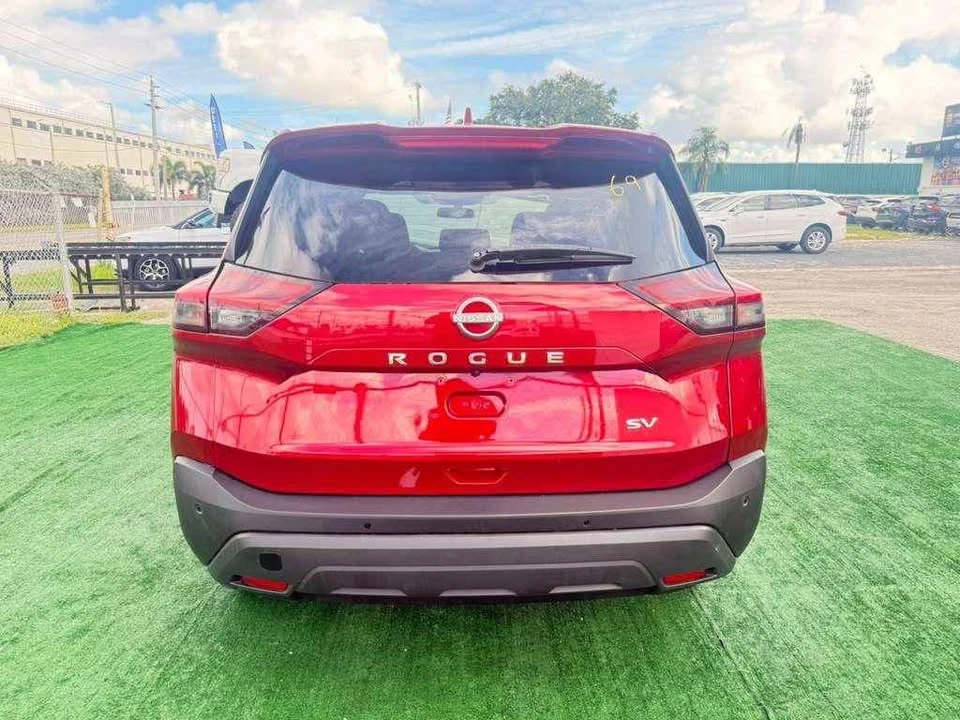 2023 Nissan Rogue - Image 8 of 12