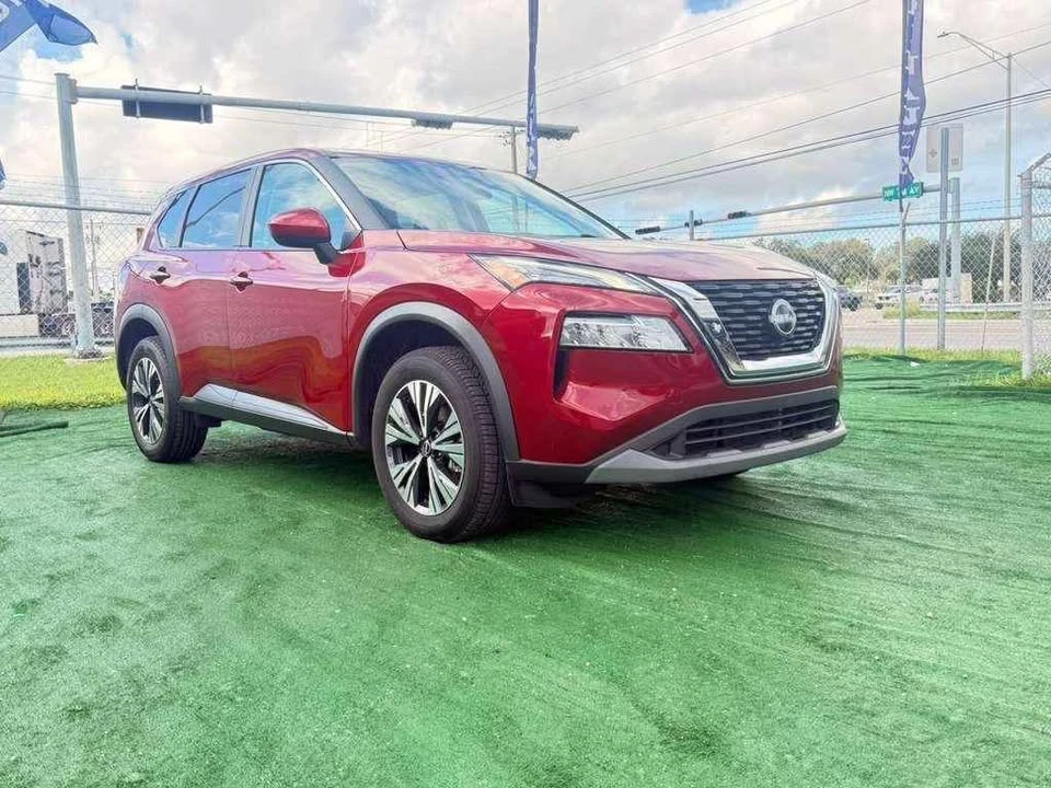 2023 Nissan Rogue - Image 2 of 12