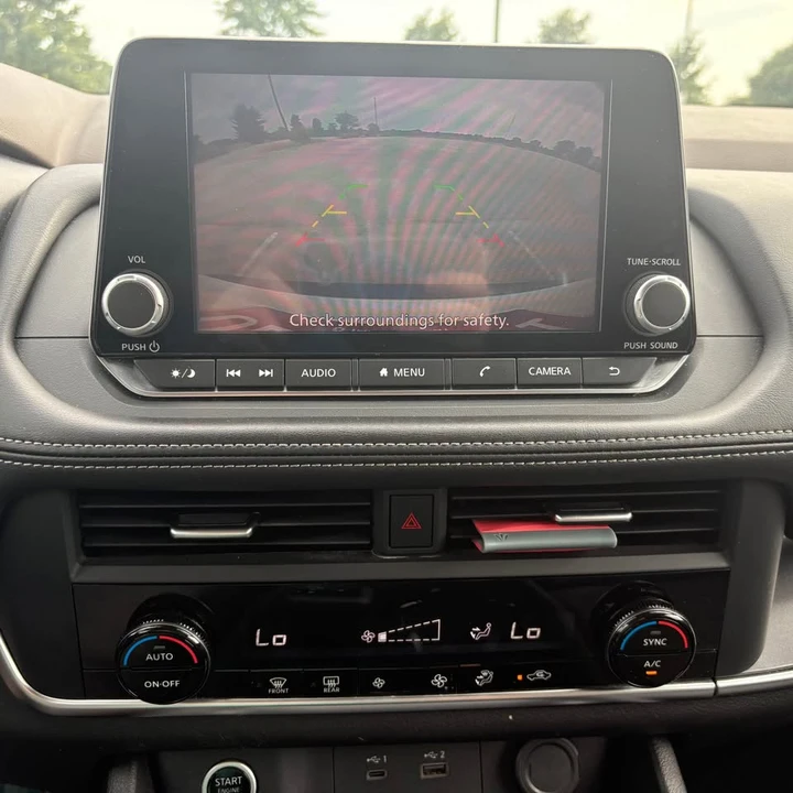 2023 Nissan Rogue - Image 14 of 16