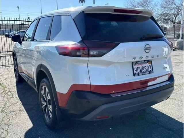 2023 Nissan Rogue - Image 5 of 12