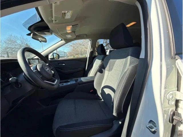 2023 Nissan Rogue - Image 9 of 12