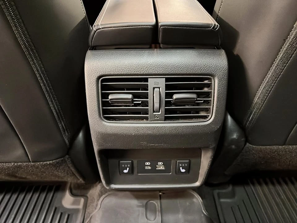 2023 Nissan Rogue - Image 11 of 20