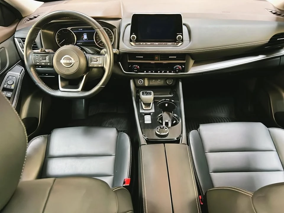 2023 Nissan Rogue - Image 12 of 20
