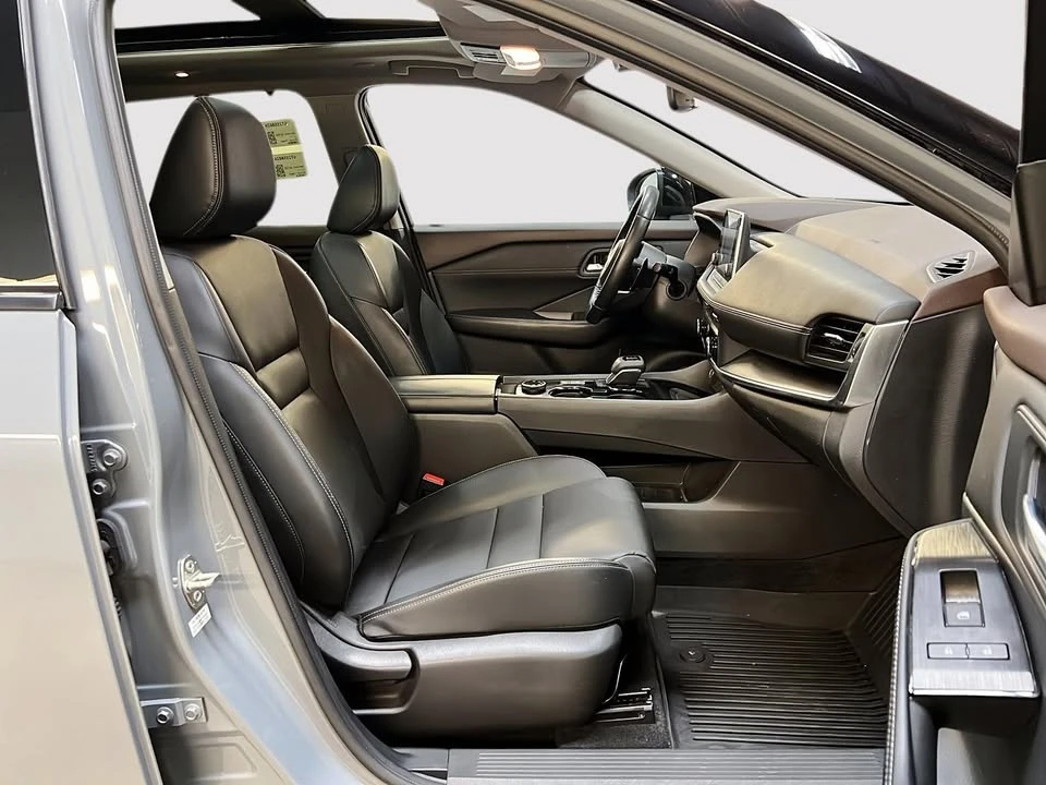 2023 Nissan Rogue - Image 8 of 20