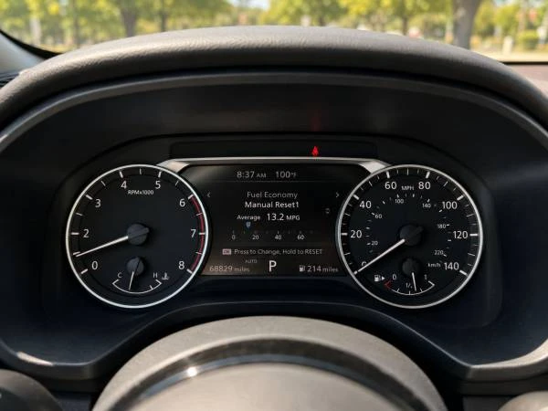 2023 Nissan Rogue - Image 8 of 16