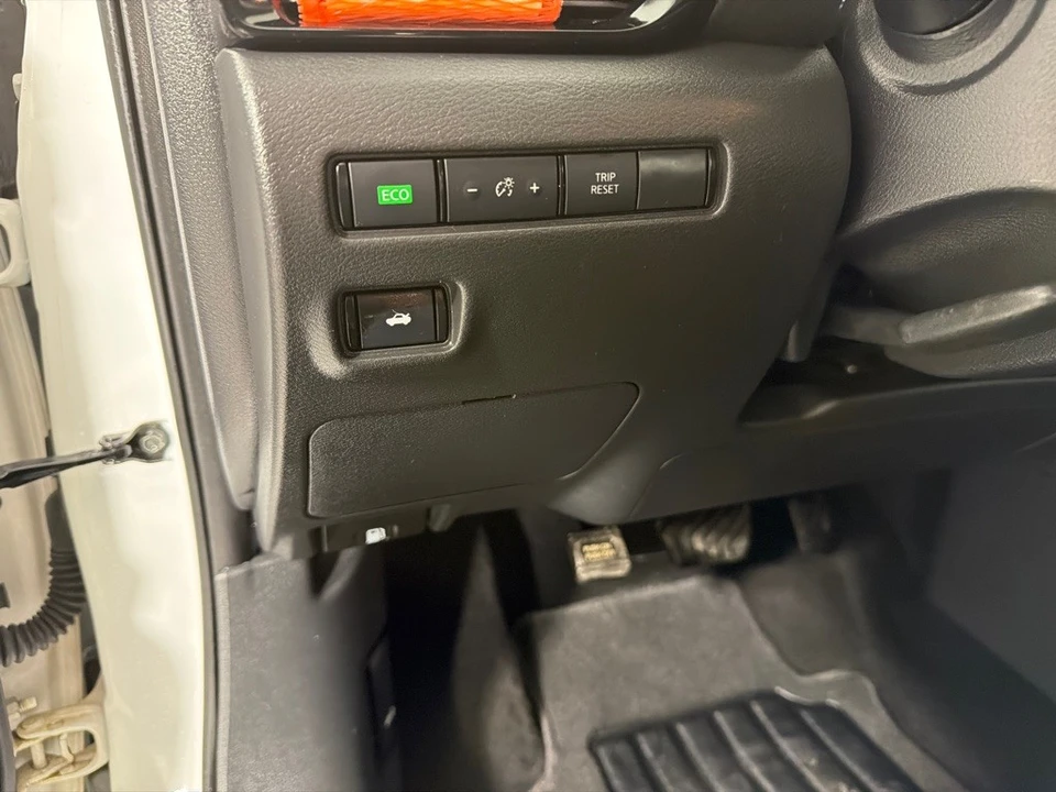 2023 Nissan Sentra 8th Gen - Image 13 of 21