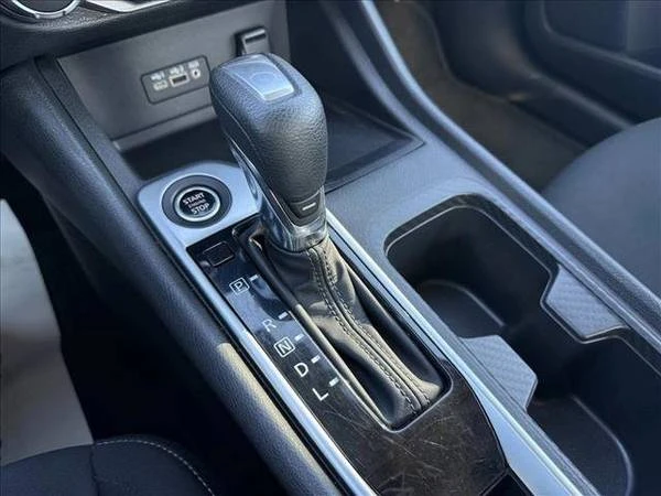 2023 Nissan Sentra 8th Gen - Image 16 of 21