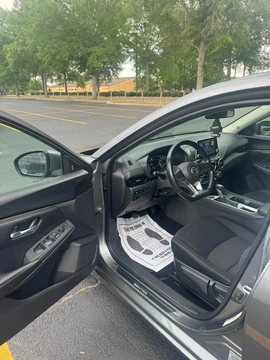 2023 Nissan Sentra 8th Gen - Image 3 of 10