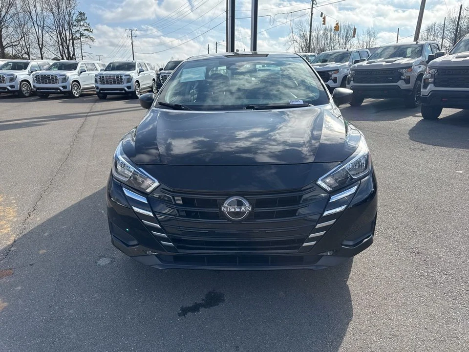 2023 Nissan Versa - Image 8 of 12