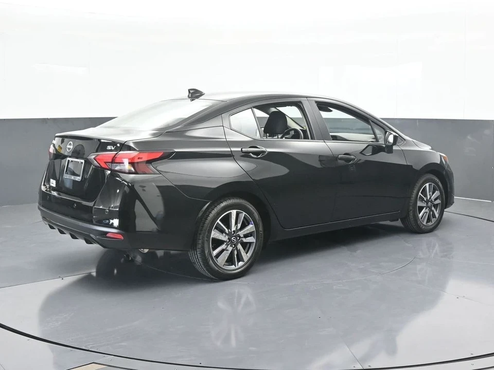 2023 Nissan Versa - Image 6 of 12