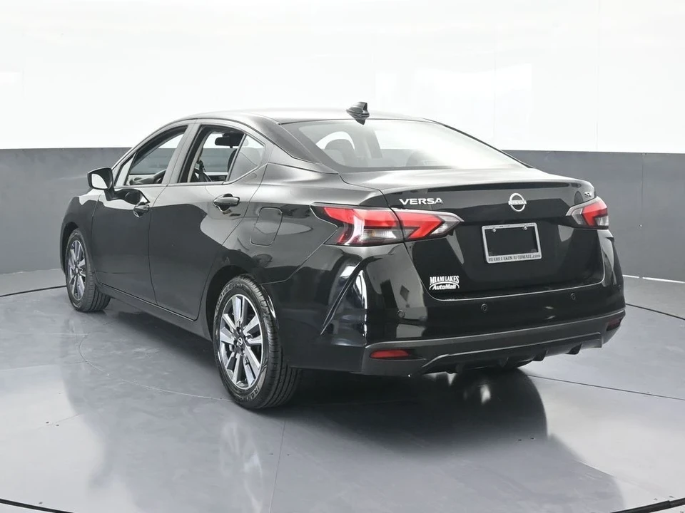 2023 Nissan Versa - Image 4 of 12