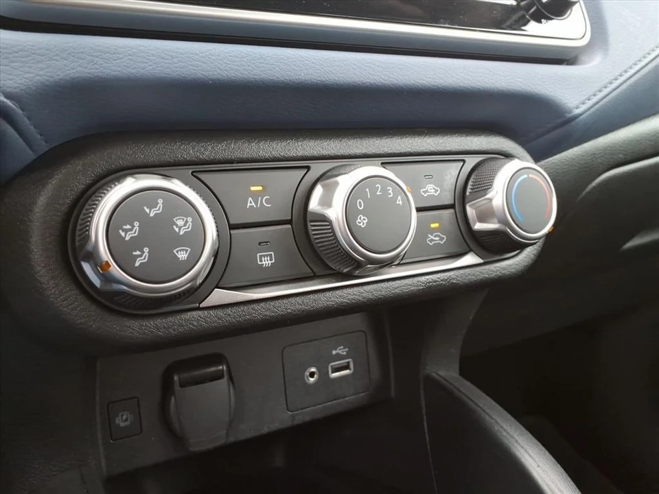 2023 Nissan Versa - Image 11 of 12