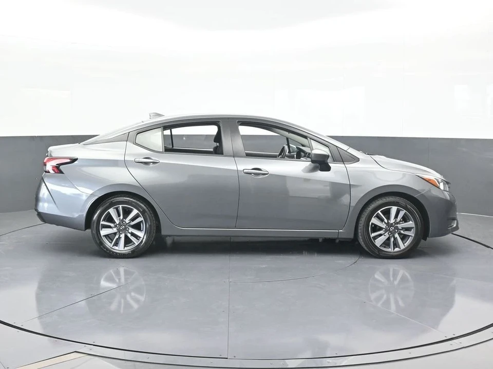 2023 Nissan Versa - Image 7 of 12
