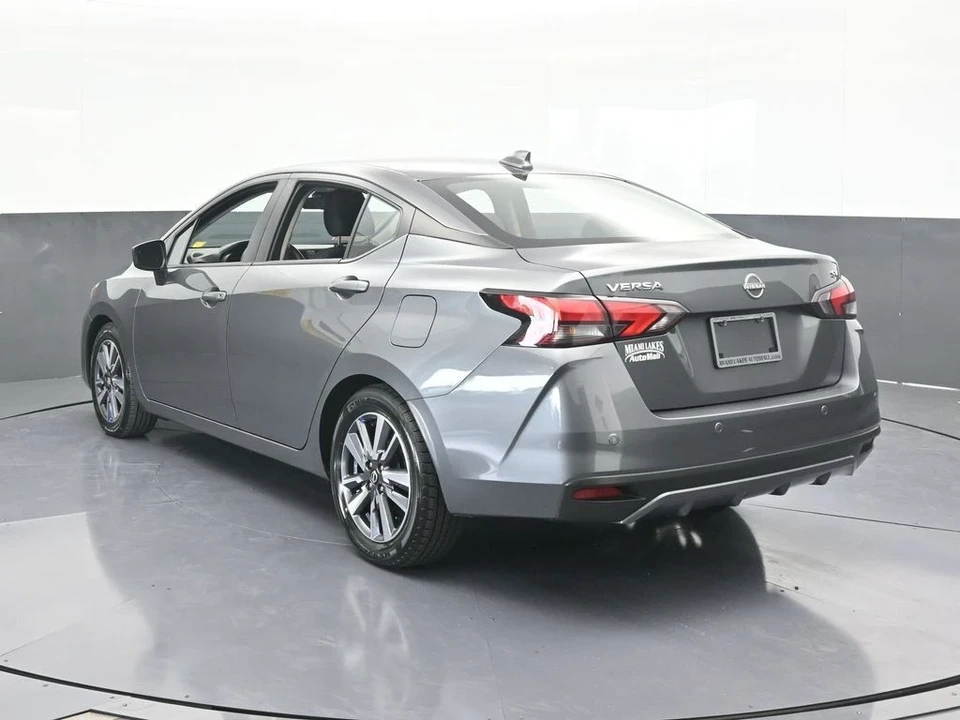 2023 Nissan Versa - Image 4 of 12