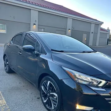 2023 Nissan Versa SR