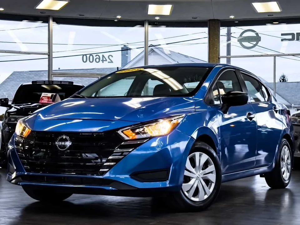 2023 Nissan Versa - Image 4 of 12