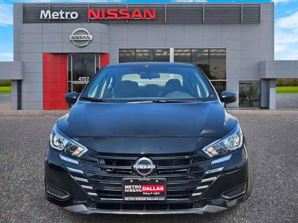 2023 Nissan Versa - Image 2 of 20