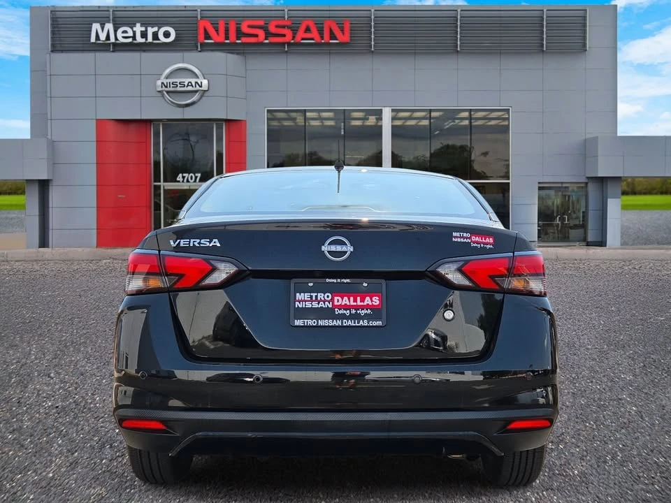 2023 Nissan Versa - Image 4 of 20