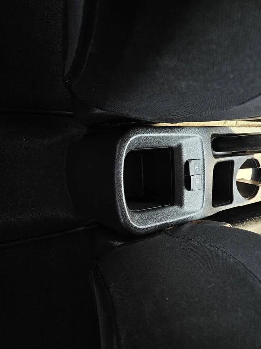 2023 Nissan Versa - Image 12 of 20
