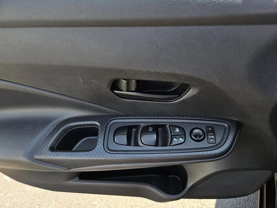 2023 Nissan Versa - Image 15 of 20