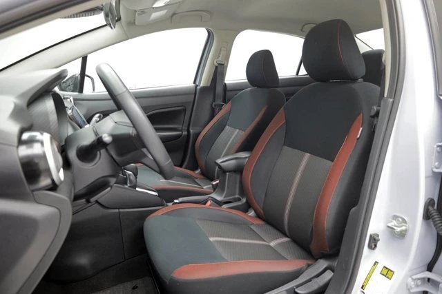 2023 Nissan Versa - Image 14 of 19