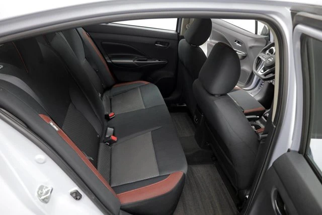 2023 Nissan Versa - Image 8 of 19