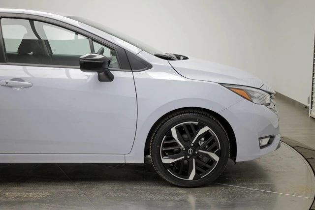 2023 Nissan Versa - Image 5 of 19