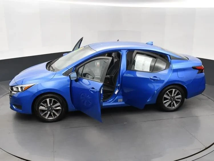 2023 Nissan Versa - Image 7 of 12